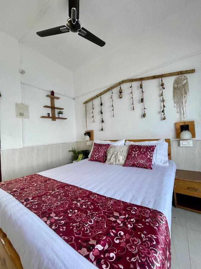 Ats Goa Hotel Арамбол Екстериор снимка