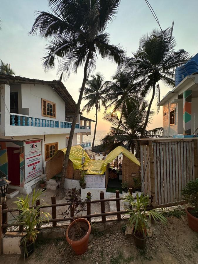 Ats Goa Hotel Арамбол Екстериор снимка